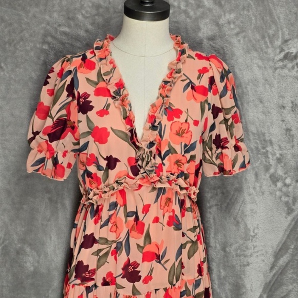 Womens Small Peach Floral Maxi Dress Short Sleeve V Neck Tiered Boho Vacation - Picture 2 of 9